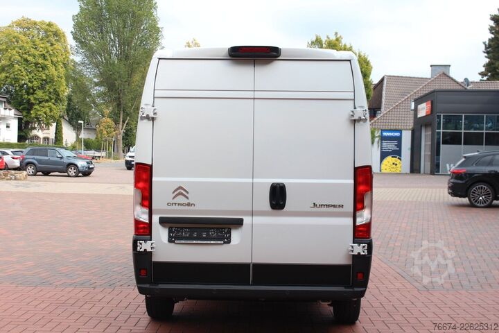 Dobozos furgon Citroën Jumper 35 L2H2 BlueHDi 140 Holz Klima Kamera