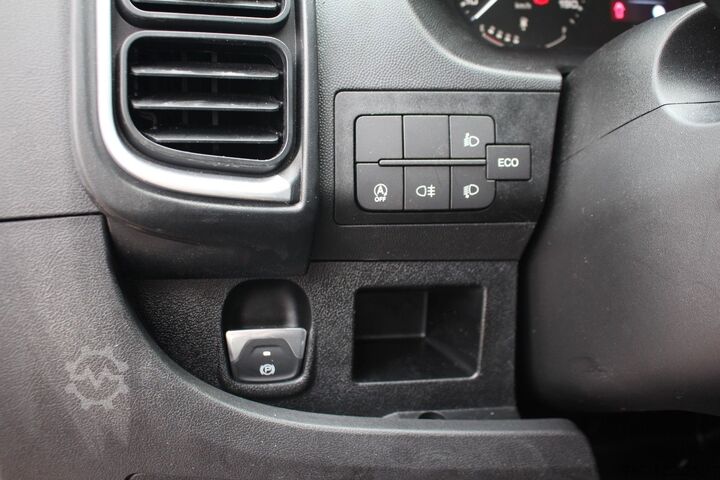 Dobozos furgon Citroën Jumper Kasten 35 L2H2 BlueHDi 140 Standhzg Kamer