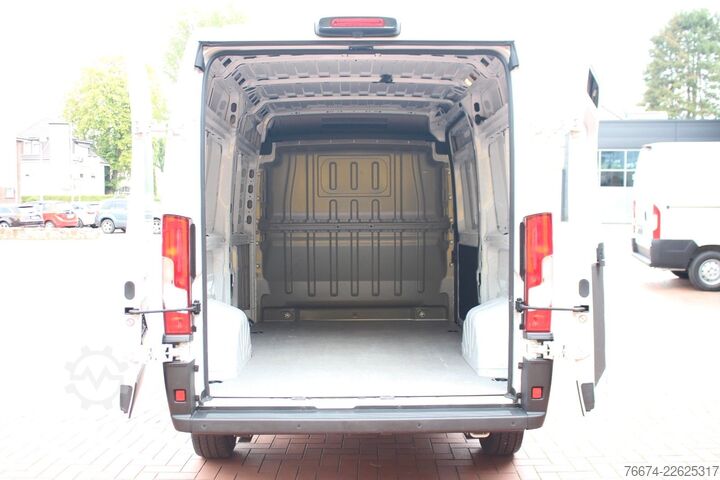 Dobozos furgon Citroën Jumper Kasten 35 L2H2 BlueHDi 140 Standhzg Kamer