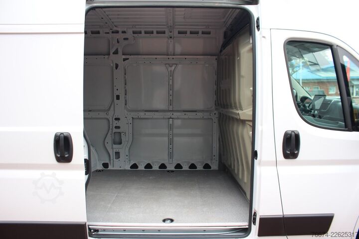 Dobozos furgon Citroën Jumper Kasten 35 L2H2 BlueHDi 140 Standhzg Kamer