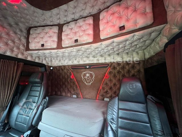 Zware vrachtwagen SCANIA R 650 V8 6x4 Voll/Luft Retarder Leder