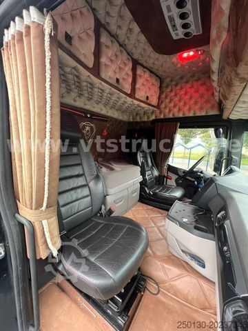 Zware vrachtwagen SCANIA R 650 V8 6x4 Voll/Luft Retarder Leder