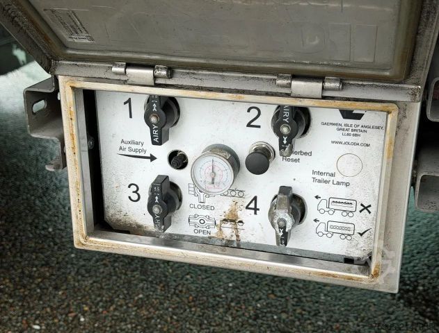 Kühlauflieger SCHMITZ CARGOBULL SCB*S3B AIR CARGO PHARMA ATP 278 CM INSIDE SUPER