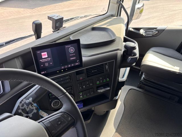 Standard SZM VOLVO FH500 Aero Globetrotter XL Miete / Mietkauf