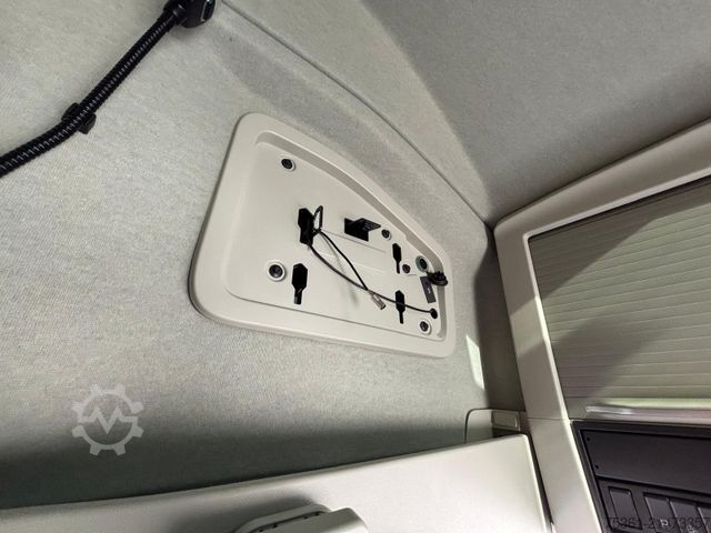 Standard SZM VOLVO FH500 Aero Globetrotter XL Miete / Mietkauf