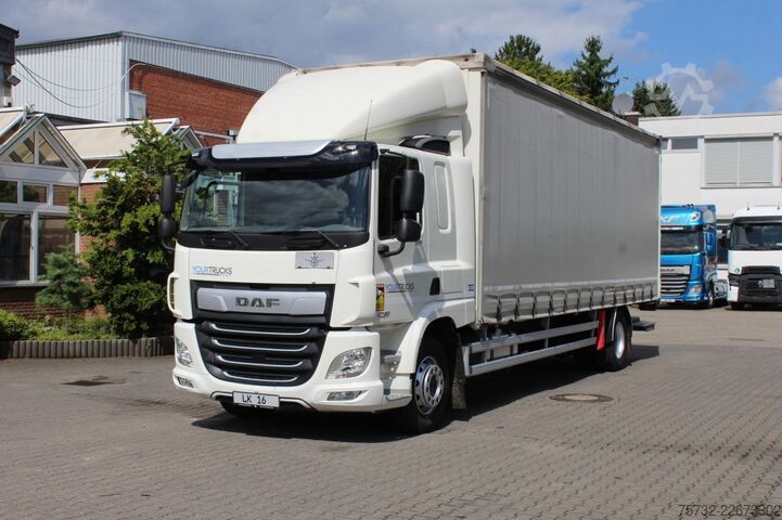Platós teherautó ponyvával Daf CF  320 Plane   Schlafkabine Klima LDW Edscha LBW