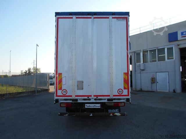 Samochód ciężarowy z plandeką typu platforma DAF XF 105.460 FAN 6x2 CENTINATO