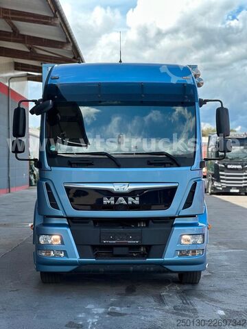 Camião para gado MAN TGM 15.290 1 Stock Köstner Viehaufbau