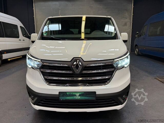 Minibús RENAULT Trafic Kombi L1H1 Life Style 8 Sitze AC LED PDC