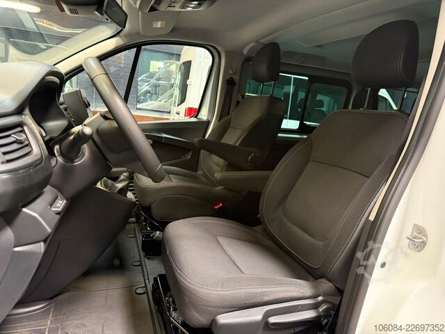 Minibús RENAULT Trafic Kombi L1H1 Life Style 8 Sitze AC LED PDC