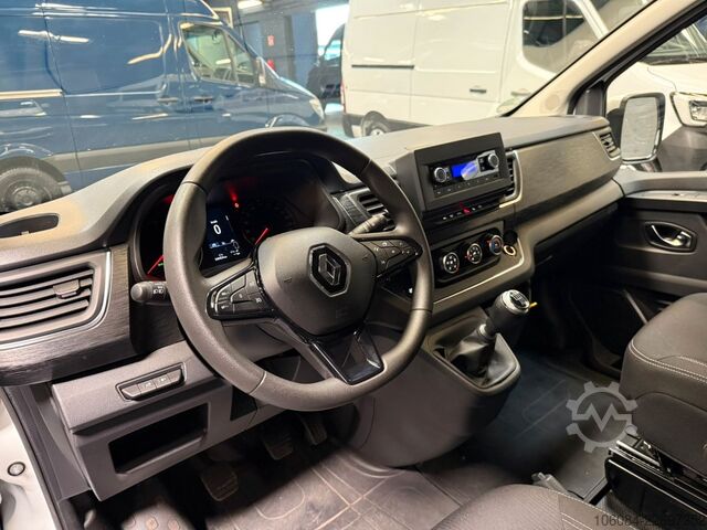 Minibús RENAULT Trafic Kombi L1H1 Life Style 8 Sitze AC LED PDC