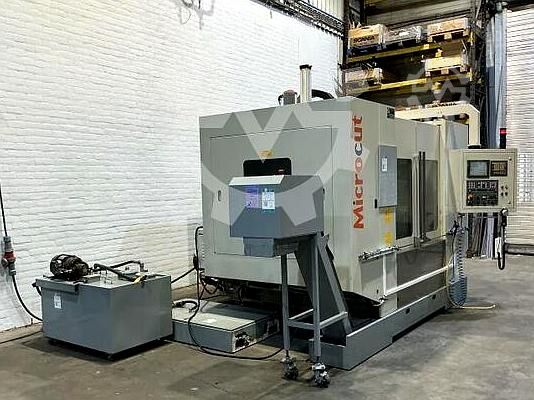 Fresadora Microcut VMC-1300 2005 Microcut VMC-1300