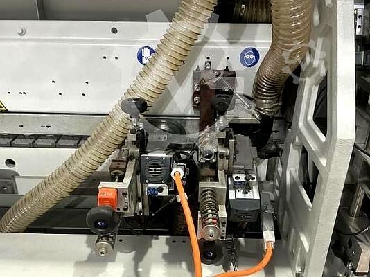 Élfóliázó gép Biesse Akron 1435 A 2018 Biesse Akron 1435 A