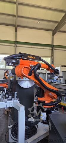 Ipari robot KUKA KR 16 R2010-2 / SEL