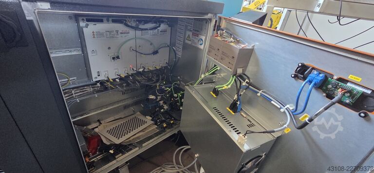 Ipari robot KUKA KR 16 R2010-2 / SEL