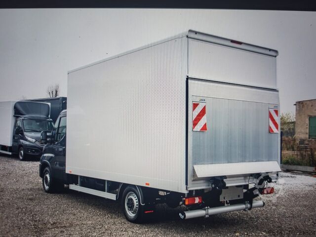Βαλίτσα Iveco Daily 180 35S18 LBW BÄR