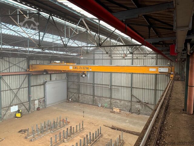 Förderbänder, Brückenkrane, Gerüstkrane SWF (2 x 3.2 Ton) TURNING OPTION x 22 900 mm