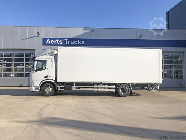 Bőrönd DAF XD 310 FA 4x2 ST953 - 19T - Plywood opb. 7800mm...