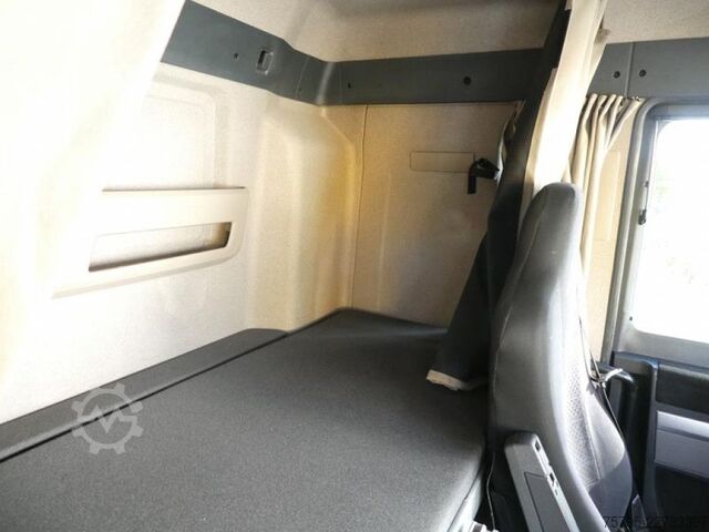 Camion basculante trilateral MAN TG-S 35.430 8x4 4-Achs Kipper