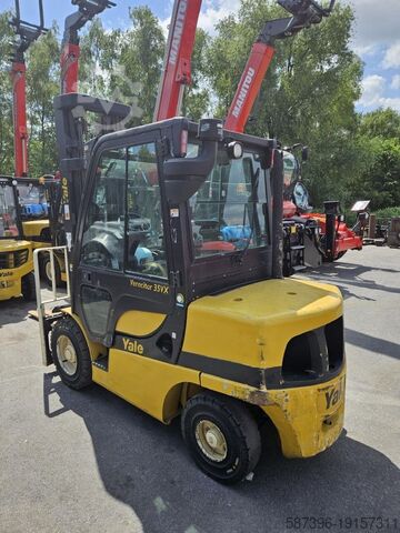 Diesel Forklift Yale GPD35VX