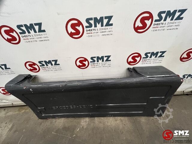 Chassisdeel Mercedes Occ set sideskirts links + rechts Mercedes SK