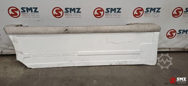 Chassisdeel Mercedes Occ set sideskirts links + rechts Mercedes SK