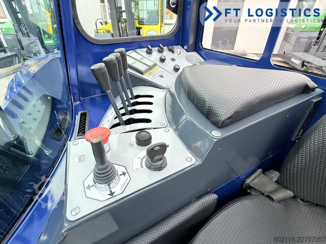 Négyirányú targoncát Combilift C4000 GAS TRIPLEX 5550 POSITIONER CABIN