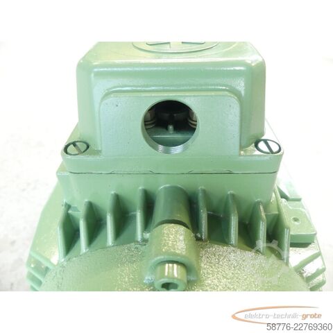 Komponent Brinkmann TC40/720 Kühlmittelpumpe SN: 791 --