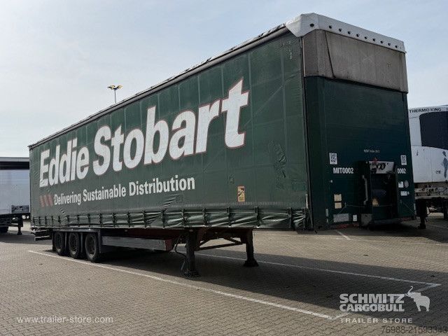 Nyitott ponyvás félpótkocsi Schmitz Cargobull Curtainsider Mega