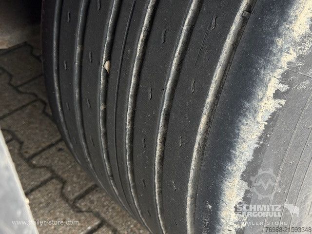 Nyitott ponyvás félpótkocsi Schmitz Cargobull Curtainsider Mega