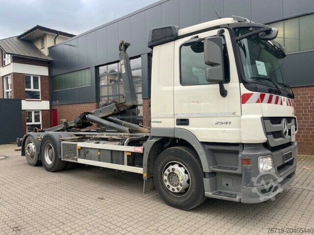 Kippers vrachtauto Mercedes-Benz 2541 Actros 6x2 Multilift XR