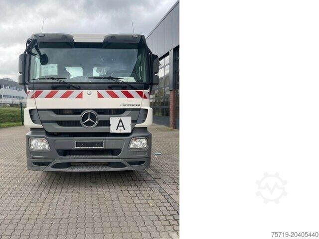 Skip truck Mercedes-Benz 2541 Actros 6x2 Multilift XR