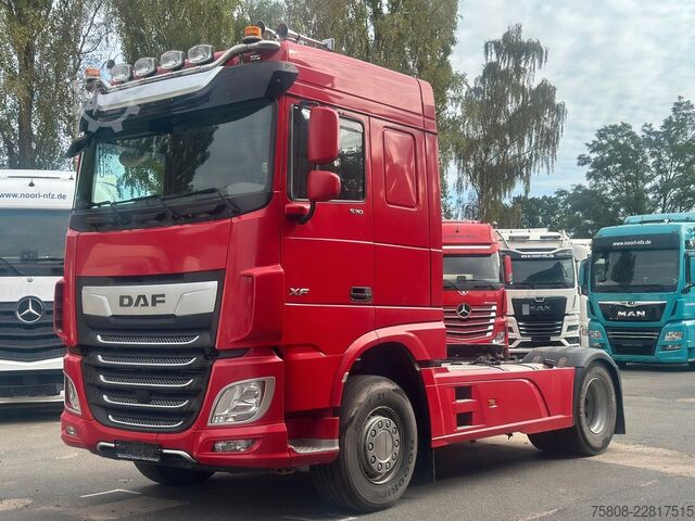 Tracteur routier standard DAF XF530 Euro6e Space Cap Kipphydraulik ACC Waage