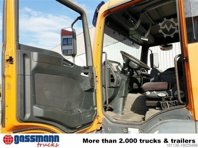 Haakarm vrachtwagen MAN TGA 26.363 FDC 6x4 BB