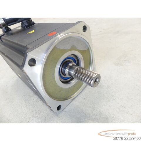 Unidad de control KUKA 1FK7105-5AY81-1YY3-Z S18 Servomotor SN: YFVD50670459001