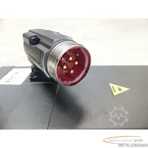 Unidad de control KUKA 1FK7105-5AY81-1YY3-Z S18 Servomotor SN: YFVD50670459001