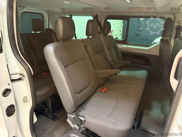 Minibus RENAULT Trafic Kombi L1H1 Life Style 8 Sitze AC LED PDC
