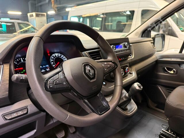 Minibus RENAULT Trafic Kombi L1H1 Life Style 8 Sitze AC LED PDC