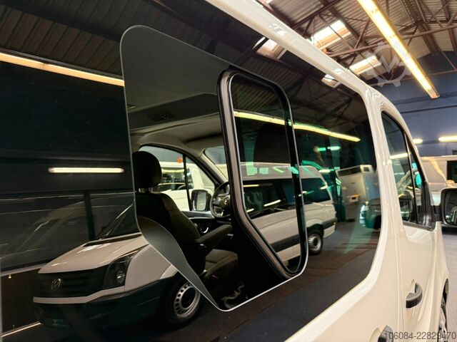 Minibus RENAULT Trafic Kombi L1H1 Life Style 8 Sitze AC LED PDC