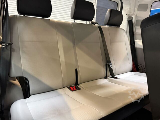 Minibus VW T6 Kombi Lang 9 Sitze 2+2+2+3 Klima 1.Hand PDC