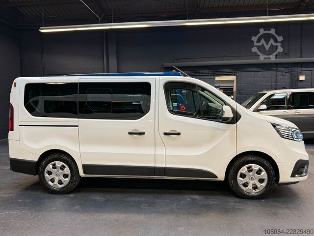 Minibus RENAULT Trafic Kombi L1H1 Life Style 8 Sitze AC LED PDC