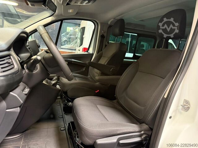 Minibus RENAULT Trafic Kombi L1H1 Life Style 8 Sitze AC LED PDC
