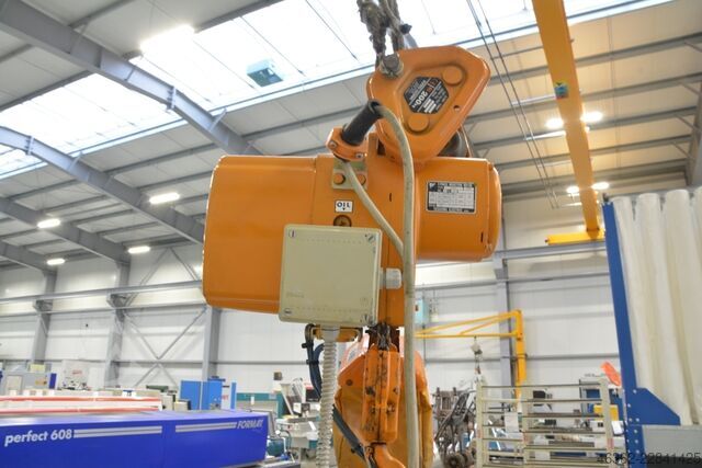 Chain hoist WYCIĄGARKA KITO KITO 200 KG