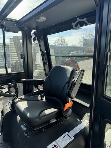 Carretillas elevadoras diésel Bobcat D25NXS