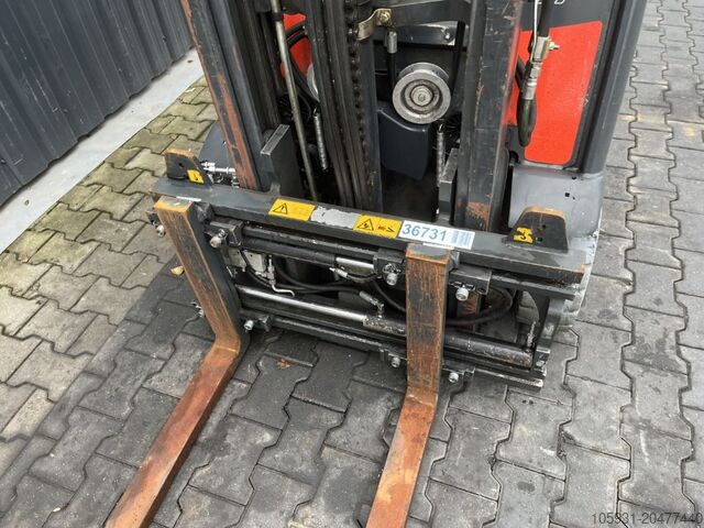 Carretilla eléctrica de 3 ruedas Linde E16H-02