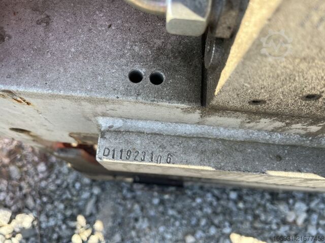 Kutu kelepçesi Durwen UKK 25-PSD-E