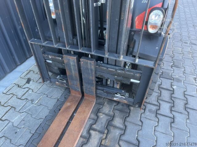 LPG'li forkliftler Linde H25T-02