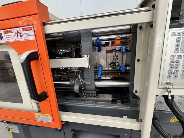 Mašina za brizganje plastike Lanson GT3-LS90S