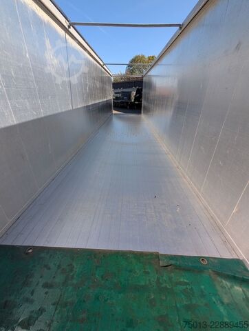 Semi-remorque à plancher roulant KRAKER 92 cbm, 8 mm Boden, Liftachse, BPW, MIETEN?