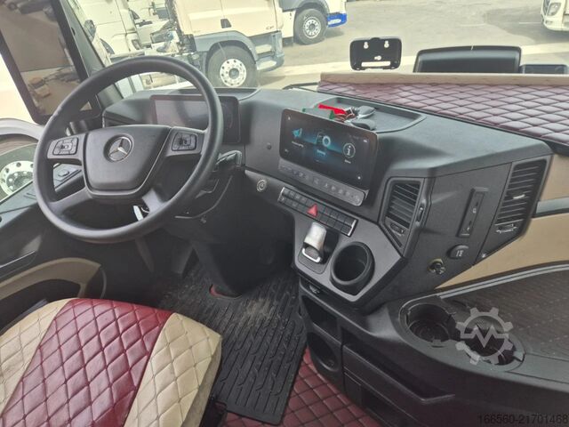 Standard-Traktor Mercedes-Benz Actros 1845